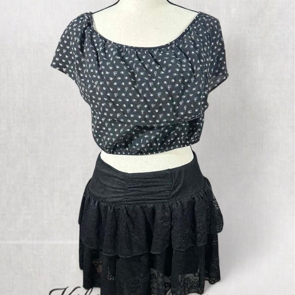 Preppy Coquette Flowy Feminine Goth Ruffled Crop Top